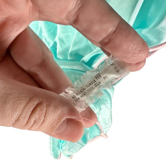 Set 2 VTG JCPenney Women's Medium Satin Pajama Tops Blouses 1960s 1970s Sleep - Picture 10 of 12